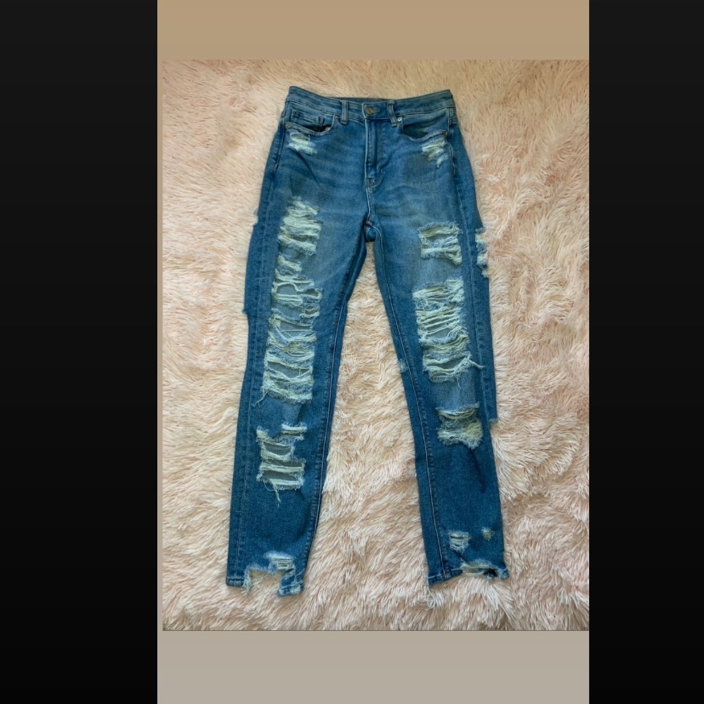 American Eagle mom jeans